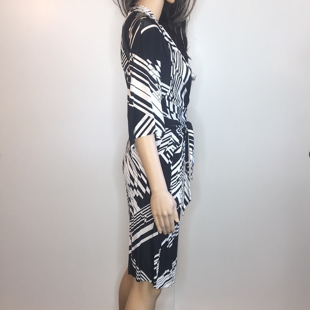 BCBG Wrap Dress V-Neck Full Back Mid Sleeves - Picture 9 of 12